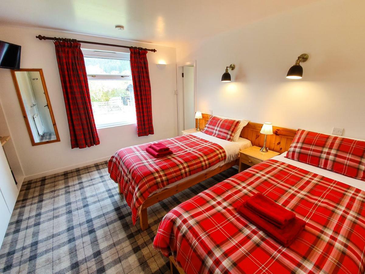 Hotel Old Pier House Fort Augustus Exterior foto